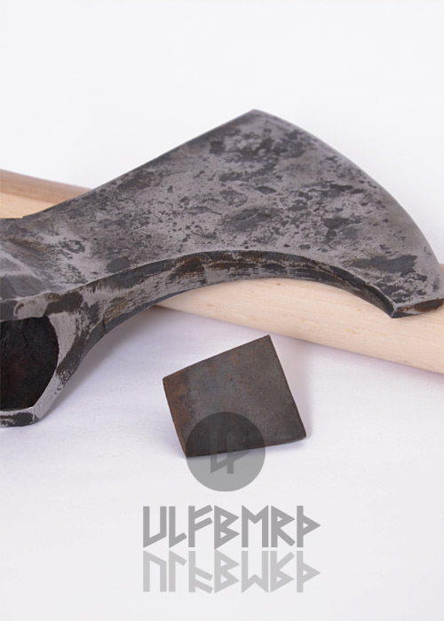 Geschmiedeter Axtkeil zur Stielbefestigung