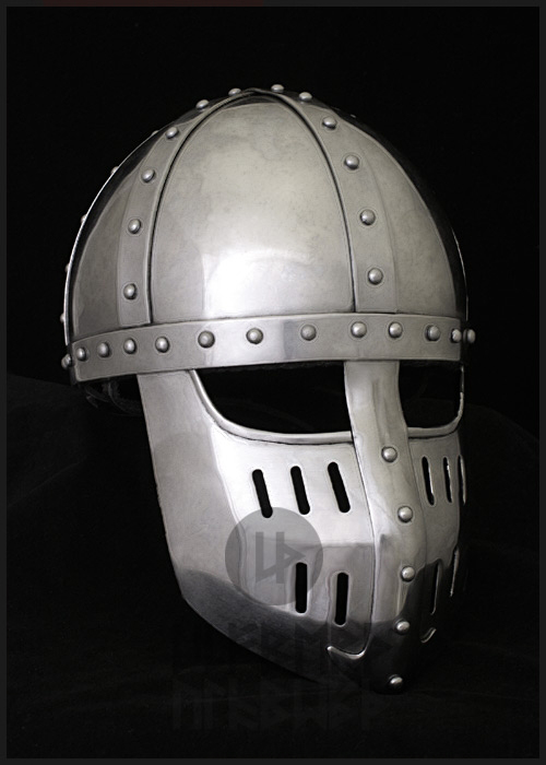 Hochmittelalter Spangenhelm mit Gesichtsplatte