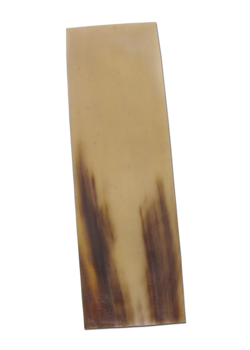 Flache Hornplatte, ca. 15 x 5 cm