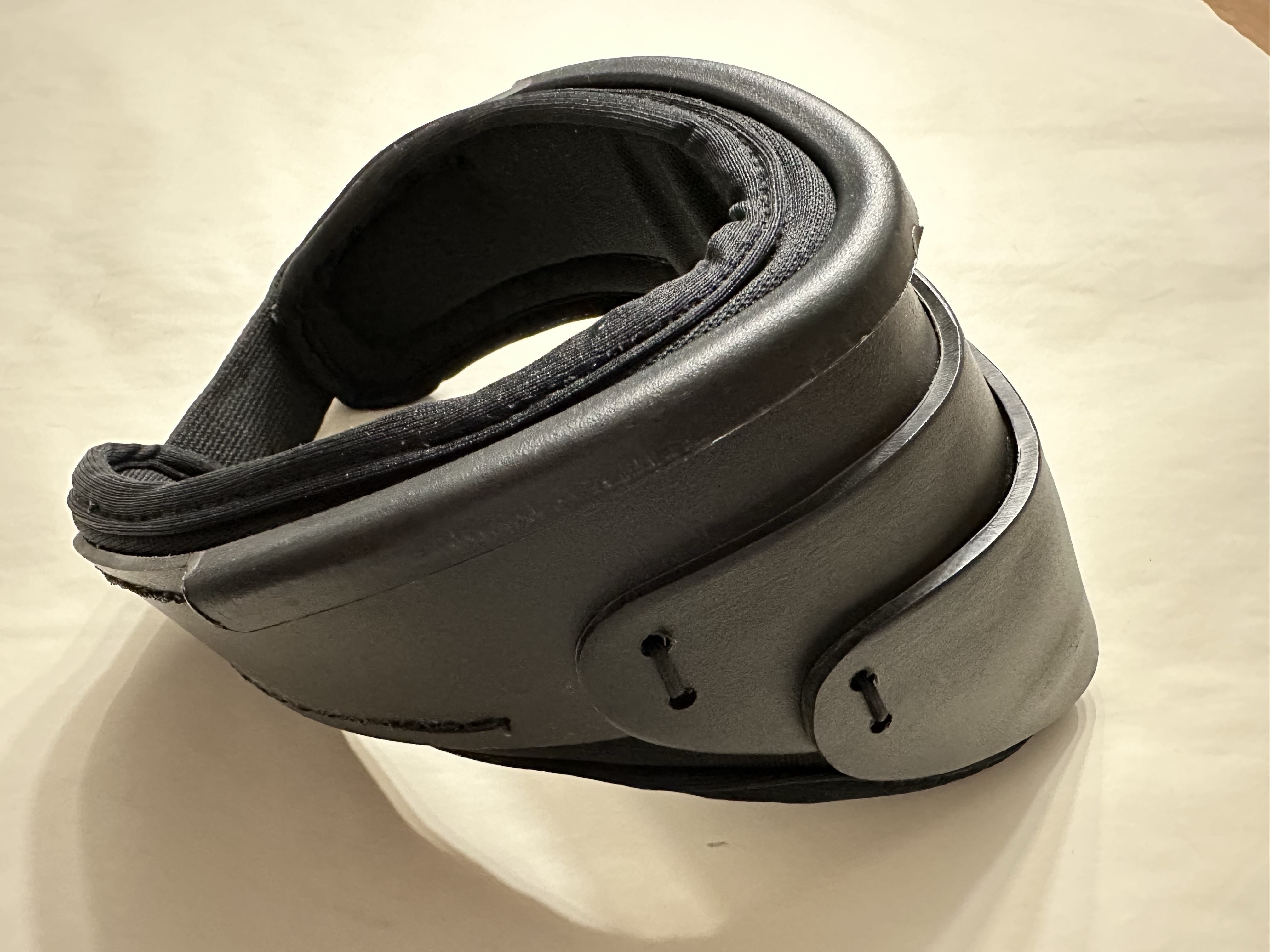WT - Gorget