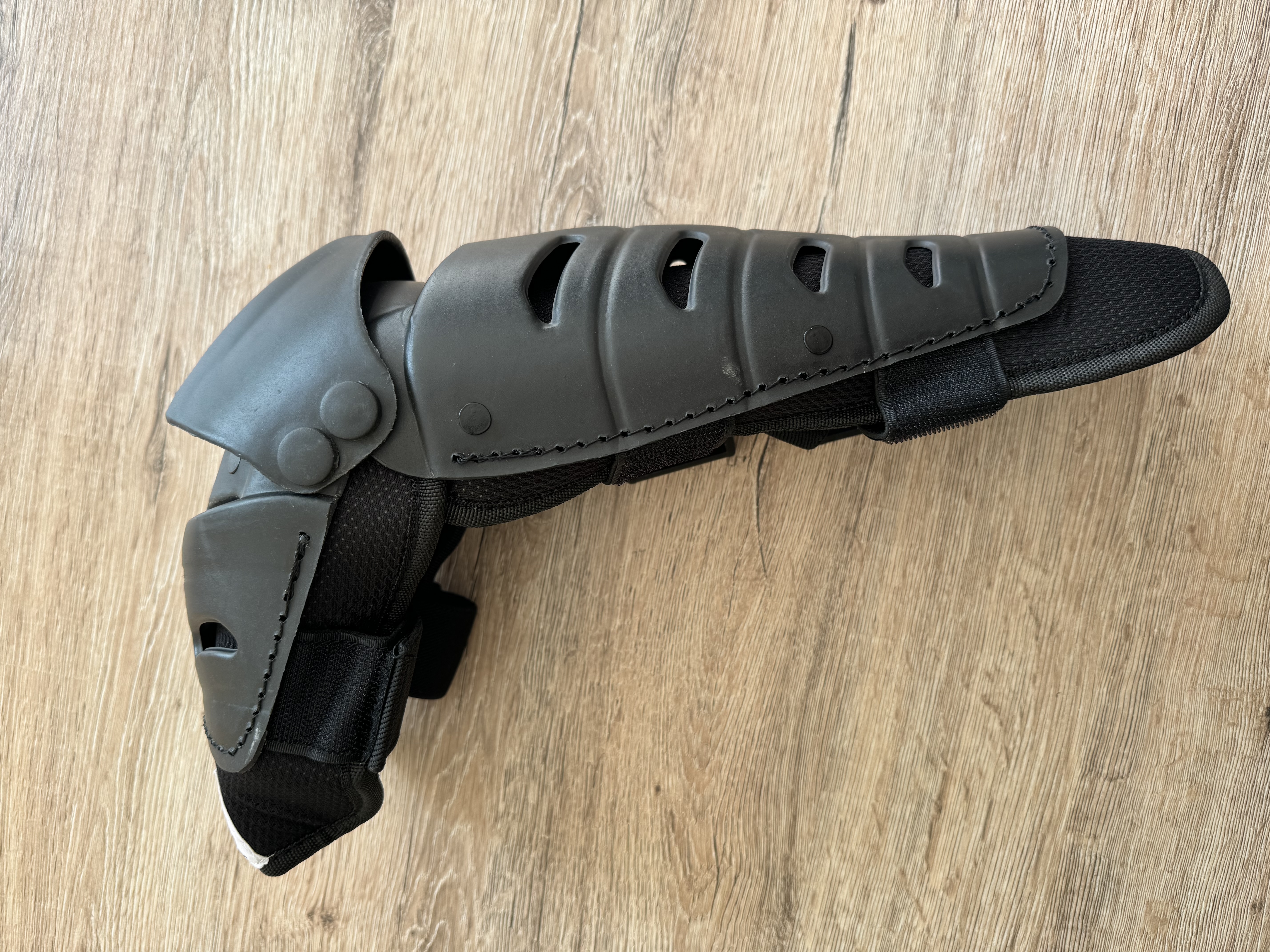WT - Knie und Schienbeinschoner FlexGlide